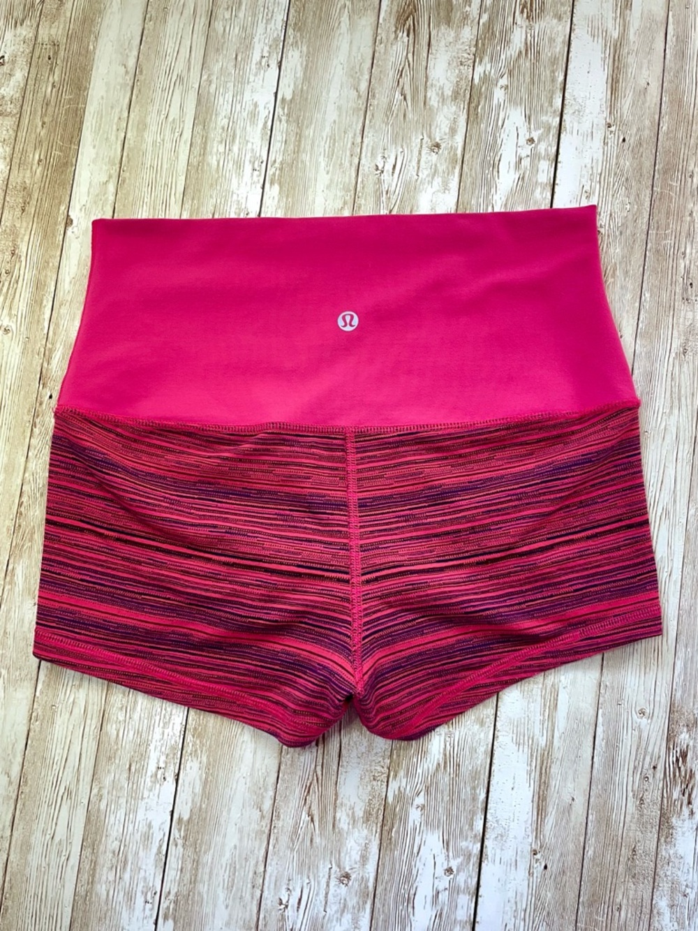 Lululemon Boogie Short Roll Down Boom Juice Pink Stripe W8